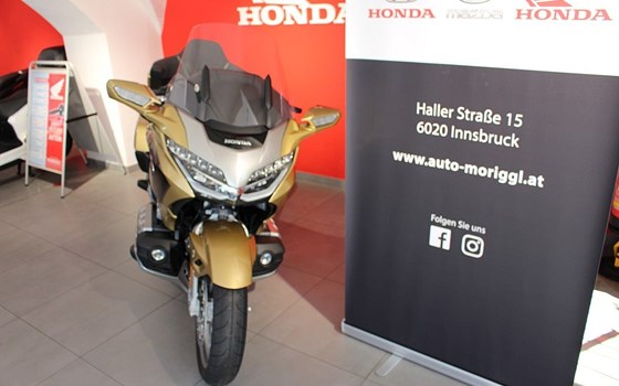Gebrauchtmotorrad Honda GL 1800 Goldwing Tour DCT - Bild 4 Gebrauchtmotorrad Honda GL 1800 Goldwing Tour DCT - Bild 4