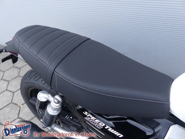 Zum Vergrößern bitte anklicken! Angebot Triumph Speed Twin 900