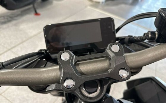 Gebrauchtmotorrad Honda CB650R - Bild 5