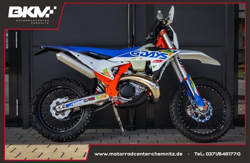 Neumotorrad KTM 300 EXC 2026
