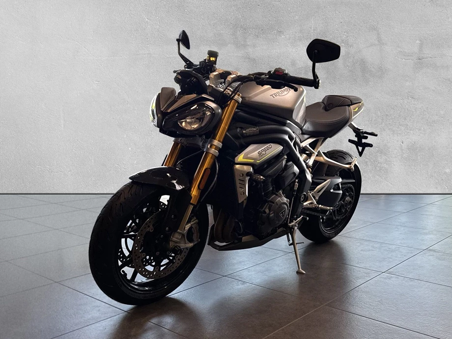 Offer Triumph Speed Triple 1200 RS Bild 1: Offer Triumph Speed Triple 1200 RS