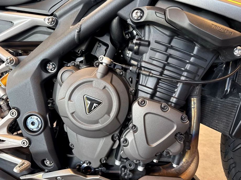 Offer Triumph Speed Triple 1200 RS Bild 5: Offer Triumph Speed Triple 1200 RS