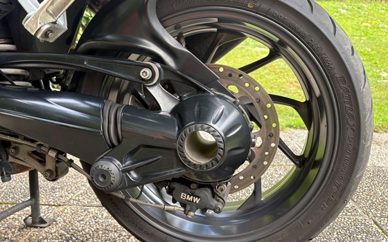 Gebrauchtmotorrad BMW K 1200 R - Bild 8 Gebrauchtmotorrad BMW K 1200 R - Bild 8