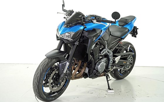 Motorrad Occasion Kawasaki Z900 - Bild 3