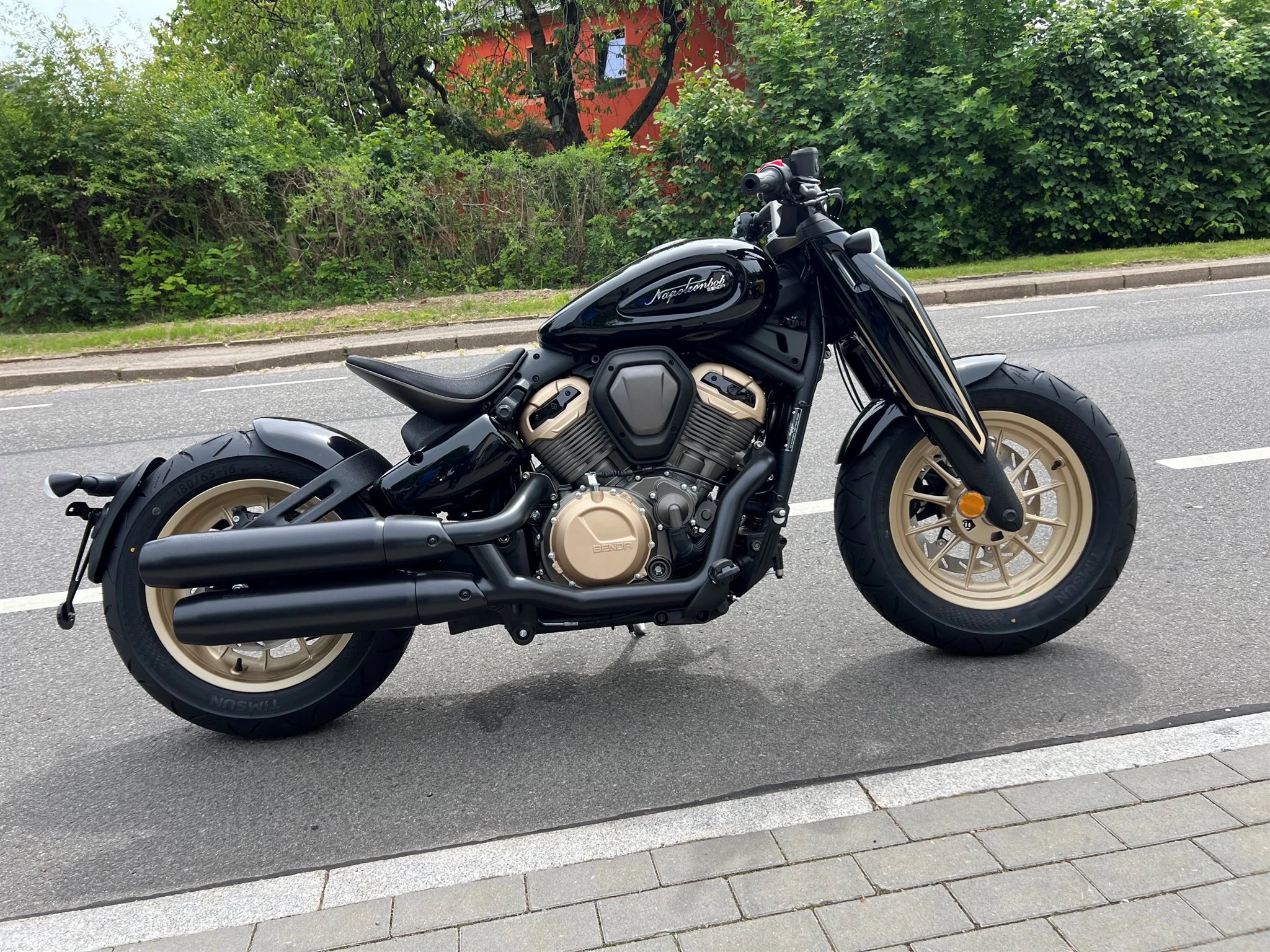 Benda Napoleon Bob 500i ABS