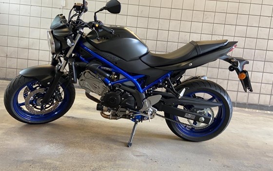 Gebrauchtmotorrad Suzuki SV650 - Bild 1 Gebrauchtmotorrad Suzuki SV650 - Bild 1