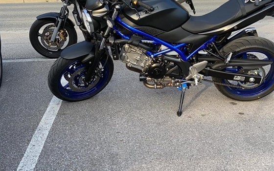 Gebrauchtmotorrad Suzuki SV650 - Bild 3 Gebrauchtmotorrad Suzuki SV650 - Bild 3