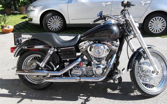 Gebrauchtmotorrad Harley-Davidson Dyna Super Glide Custom FXDC - Bild 4 Gebrauchtmotorrad Harley-Davidson Dyna Super Glide Custom FXDC - Bild 4