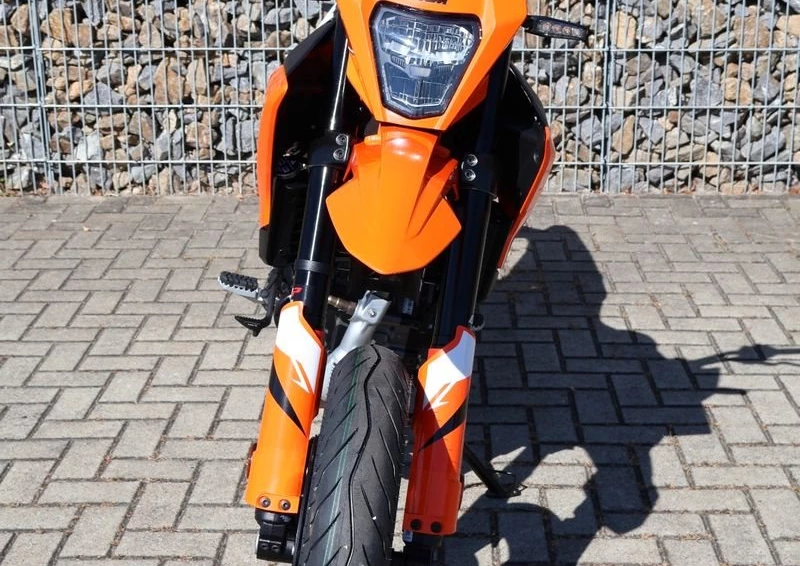 Angebot KTM 125 SMC R Bild 5: Angebot KTM 125 SMC R