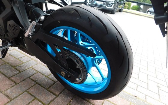 Gebrauchtmotorrad Yamaha MT-07 Y-AMT - Bild 8