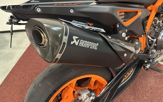 Gebrauchtmotorrad KTM 890 Duke R - Bild 10