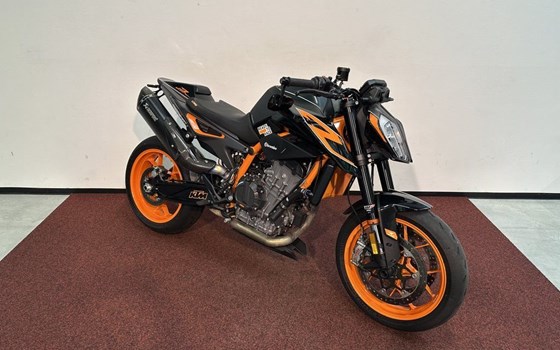 Gebrauchtmotorrad KTM 890 Duke R - Bild 2
