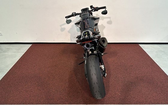Gebrauchtmotorrad KTM 890 Duke R - Bild 7