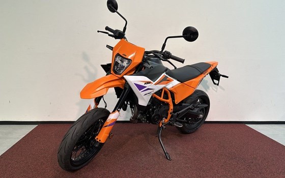 Neufahrzeug KTM 390 SMC R - Bild 4
