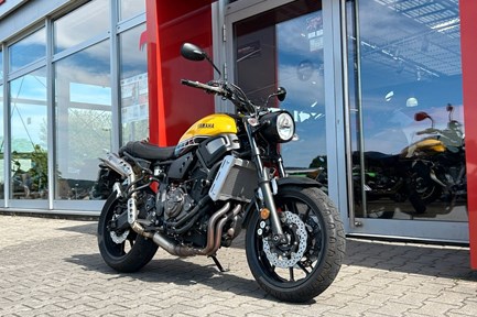 Yamaha XSR700