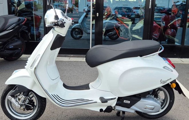 Vespa Primavera 125