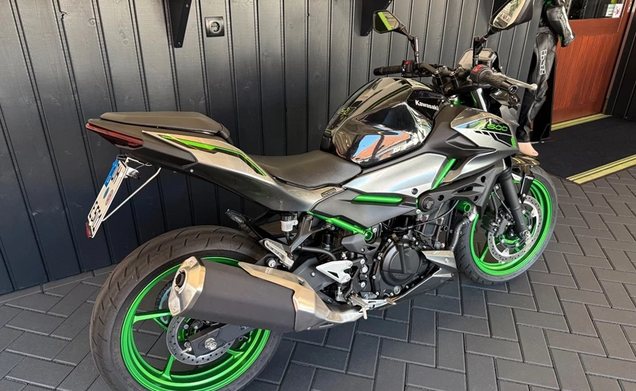 Angebot Kawasaki Z 500 SE Bild 3: Angebot Kawasaki Z 500 SE