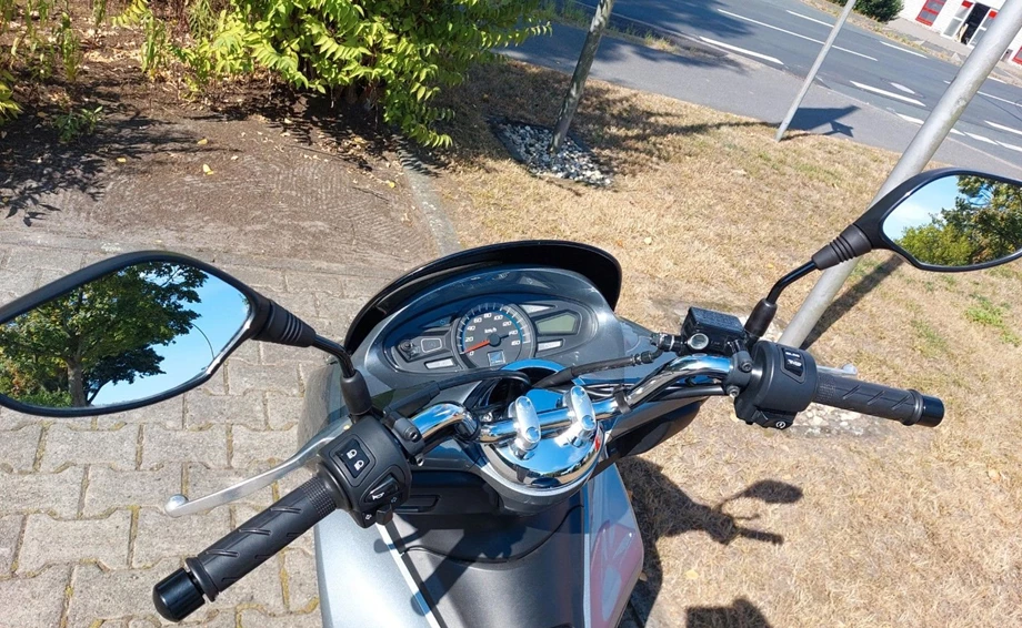 Offer Honda PCX125 Bild 9: Offer Honda PCX125