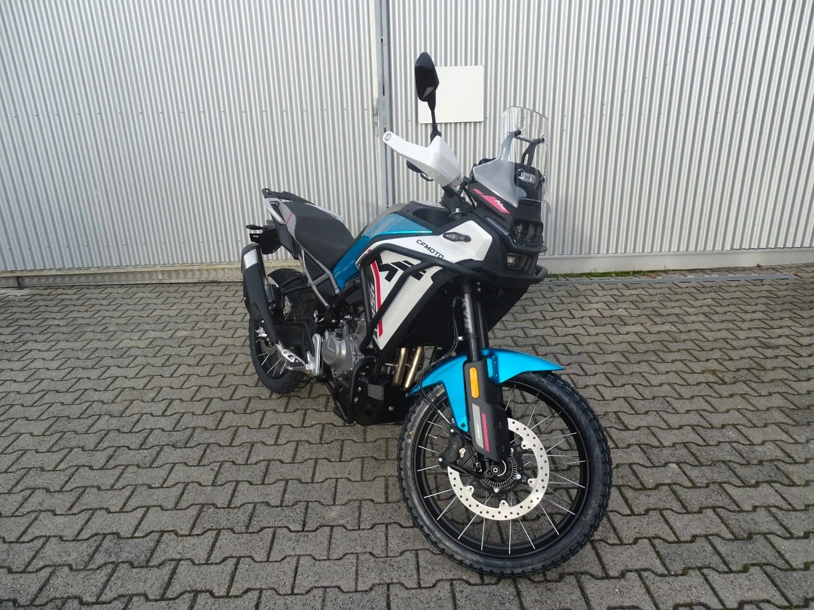 CFMOTO 450MT