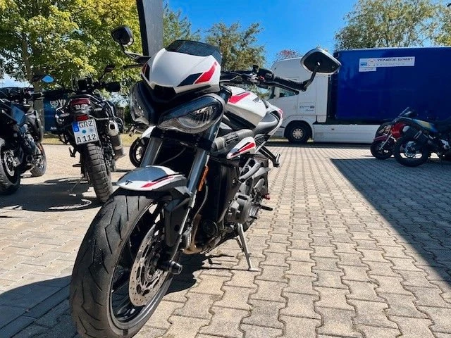 Angebot Triumph Street Triple Bild 1: Angebot Triumph Street Triple