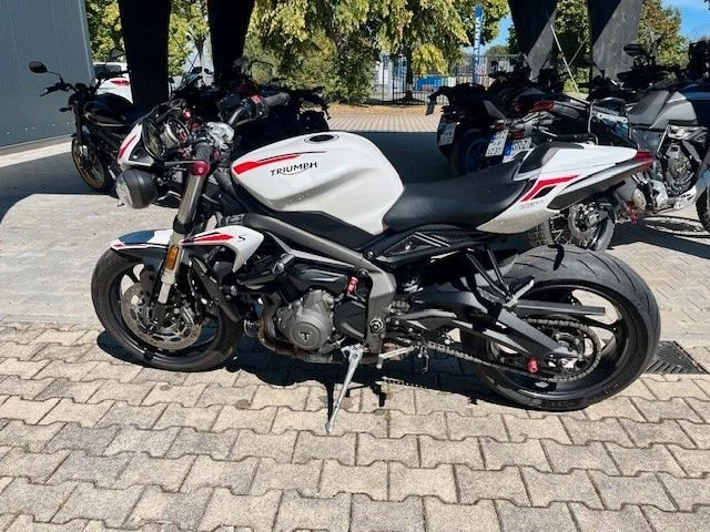 Angebot Triumph Street Triple Bild 2: Angebot Triumph Street Triple
