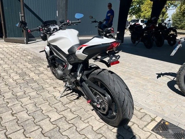 Angebot Triumph Street Triple Bild 4: Angebot Triumph Street Triple