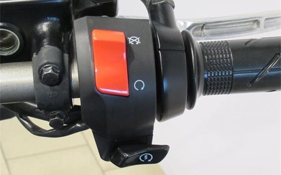 Gebrauchtmotorrad Honda CB650R - Bild 7