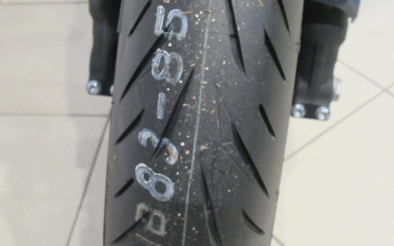 Gebrauchtmotorrad Honda CB650R - Bild 9