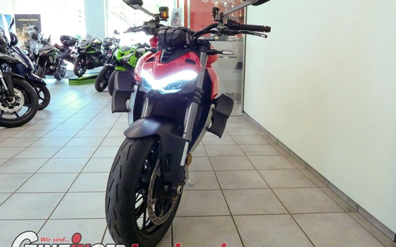 Gebrauchtmotorrad Ducati Streetfighter V4 - Bild 4 Gebrauchtmotorrad Ducati Streetfighter V4 - Bild 4