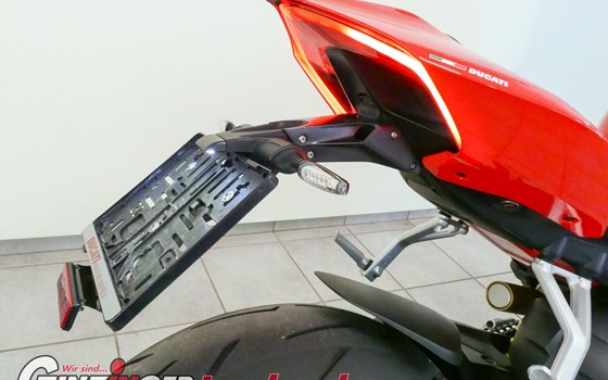 Gebrauchtmotorrad Ducati Streetfighter V4 - Bild 6 Gebrauchtmotorrad Ducati Streetfighter V4 - Bild 6