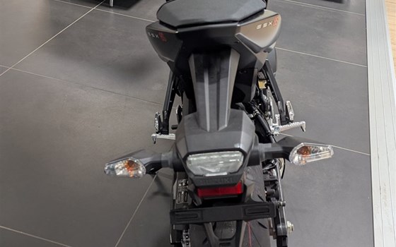 Gebrauchtmotorrad Suzuki GSX-8S - Bild 2