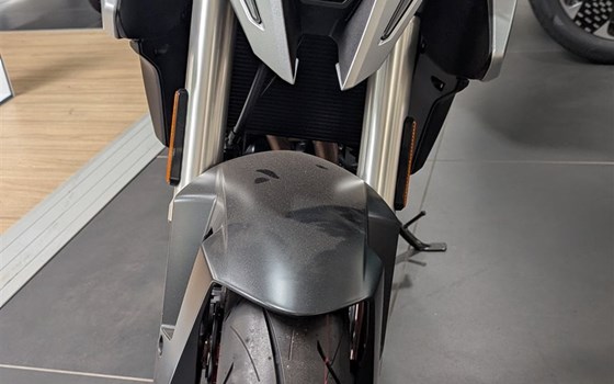 Gebrauchtmotorrad Suzuki GSX-8S - Bild 4