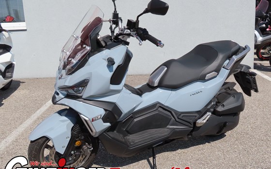 Gebrauchtmotorrad Sym ADX 125 - Bild 2 Gebrauchtmotorrad Sym ADX 125 - Bild 2