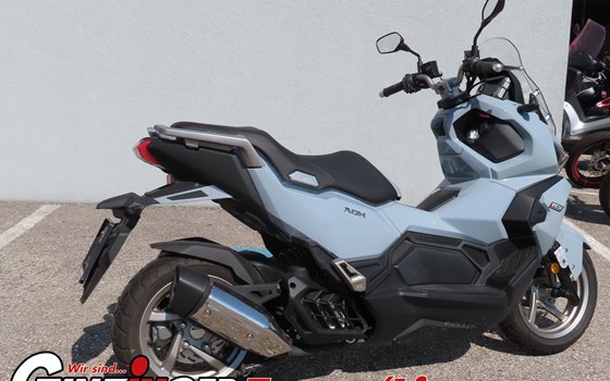 Gebrauchtmotorrad Sym ADX 125 - Bild 4 Gebrauchtmotorrad Sym ADX 125 - Bild 4