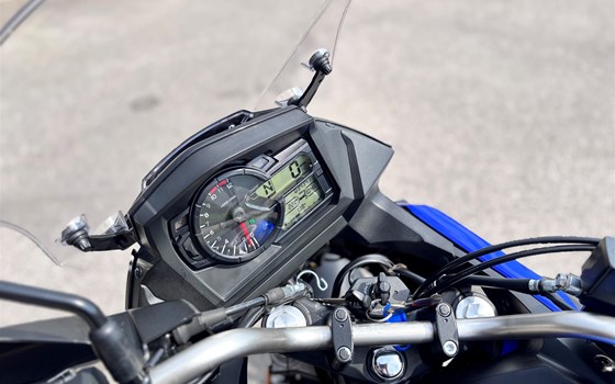Gebrauchtmotorrad Suzuki V-Strom 650 - Bild 4 Gebrauchtmotorrad Suzuki V-Strom 650 - Bild 4