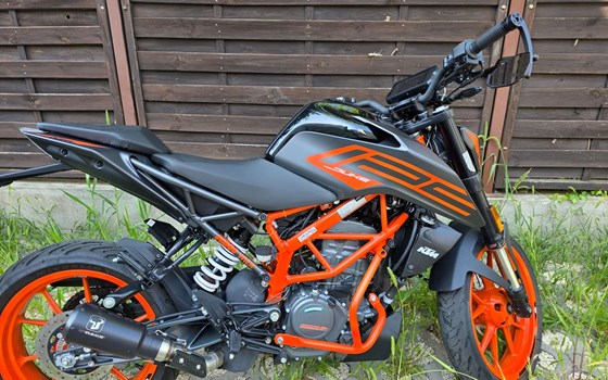 Gebrauchtmotorrad KTM 125 Duke - Bild 2 Gebrauchtmotorrad KTM 125 Duke - Bild 2