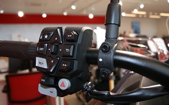 Neufahrzeug Honda NT1100 DCT Electronic Suspension - Bild 11