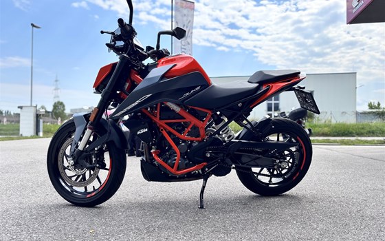 Gebrauchtmotorrad KTM 390 Duke - Bild 3 Gebrauchtmotorrad KTM 390 Duke - Bild 3