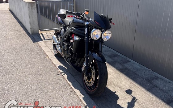 Gebrauchtmotorrad Triumph Speed Triple 1050 - Bild 10 Gebrauchtmotorrad Triumph Speed Triple 1050 - Bild 10