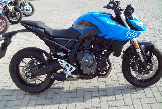 Suzuki GSX-8S