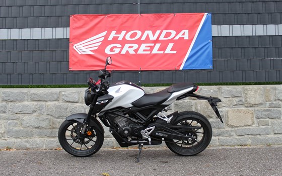 Gebrauchtmotorrad Honda CB125R - Bild 3 Gebrauchtmotorrad Honda CB125R - Bild 3