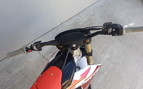 Gebrauchtmotorrad Fantic XXF 450 - Bild 3 Gebrauchtmotorrad Fantic XXF 450 - Bild 3