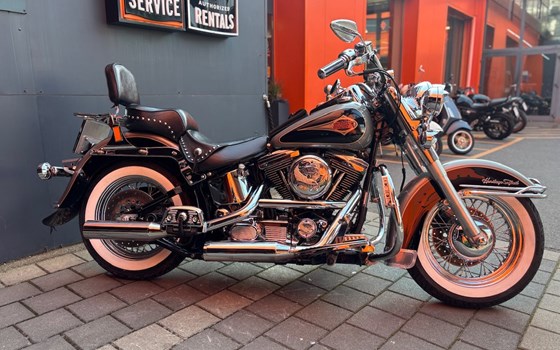 Gebrauchtmotorrad Harley-Davidson Softail Heritage Classic FLSTC - Bild 2 Gebrauchtmotorrad Harley-Davidson Softail Heritage Classic FLSTC - Bild 2