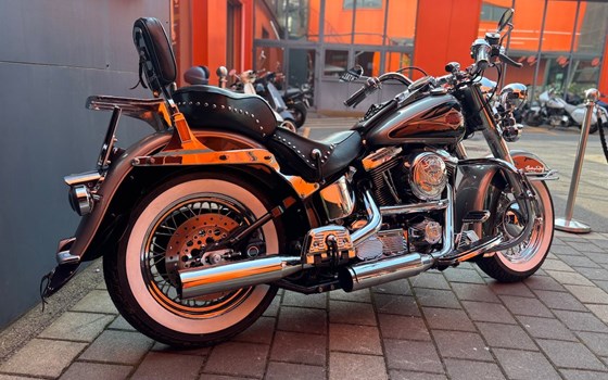 Gebrauchtmotorrad Harley-Davidson Softail Heritage Classic FLSTC - Bild 3 Gebrauchtmotorrad Harley-Davidson Softail Heritage Classic FLSTC - Bild 3