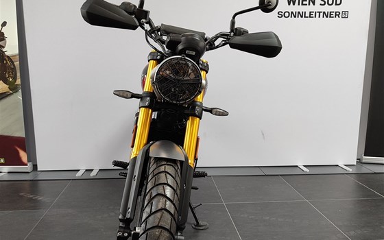 Gebrauchtmotorrad Triumph Scrambler 400 X - Bild 3 Gebrauchtmotorrad Triumph Scrambler 400 X - Bild 3