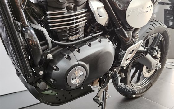 Gebrauchtmotorrad Triumph Scrambler 400 X - Bild 9 Gebrauchtmotorrad Triumph Scrambler 400 X - Bild 9