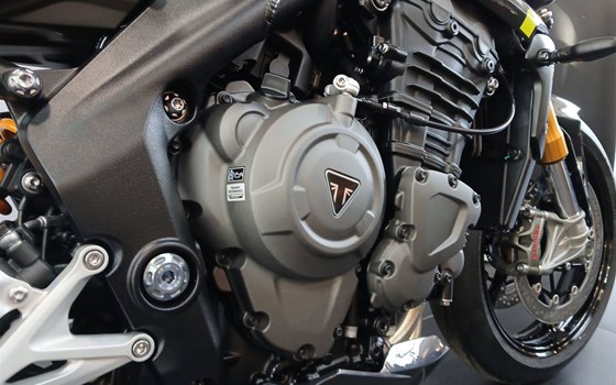 Neufahrzeug Triumph Speed Triple 1200 RS - Bild 11
