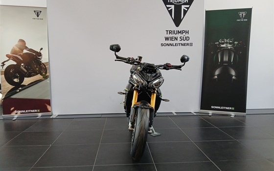 Neufahrzeug Triumph Speed Triple 1200 RS - Bild 2 Neufahrzeug Triumph Speed Triple 1200 RS - Bild 2