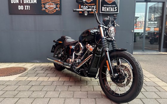 Gebrauchtmotorrad Harley-Davidson Street Bob 117 - Bild 1 Gebrauchtmotorrad Harley-Davidson Street Bob 117 - Bild 1