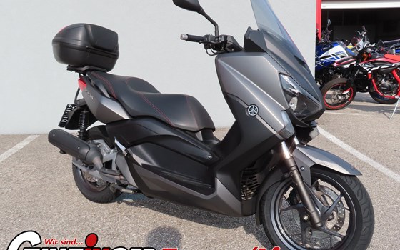Gebrauchtmotorrad Yamaha XMAX 125 - Bild 1 Gebrauchtmotorrad Yamaha XMAX 125 - Bild 1